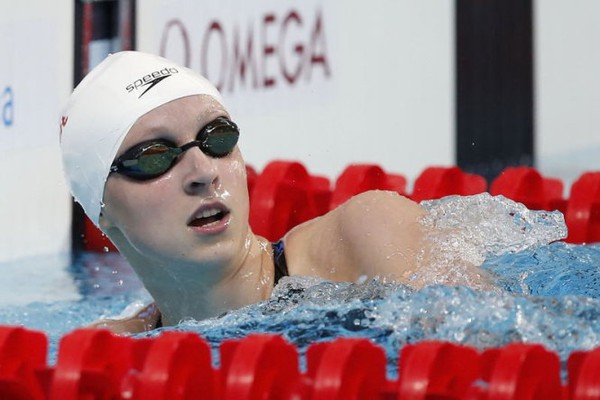 &Aacute;nh Vi&ecirc;n đ&aacute;nh bại ng&ocirc;i sao bơi lội Mỹ&nbsp;​Katie Ledecky - Ảnh 2.