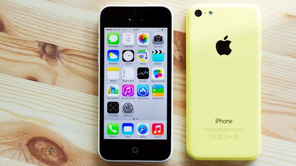 iPhone 5c khóa mạng Nhật giá 1,99 triệu lại gây bão thị trường Việt Nam - Ảnh 2.