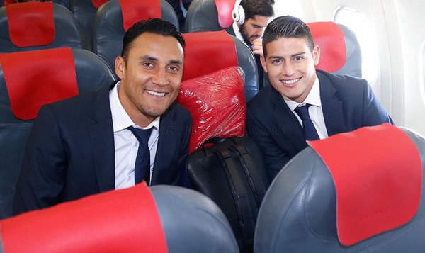 Ronaldo v&agrave; đồng đội như t&agrave;i tử điện ảnh đổ bộ nước Đức - Ảnh 4.