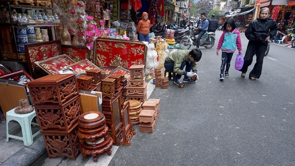 Xẻ thịt vỉa hè: Đi bộ kiểu này ăn ngay án phạt - Ảnh 8.