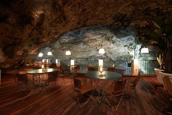 Đây là nhà hàng có khung cảnh đắc địa nhất thế giới khiến vạn người mê - Ảnh 4.