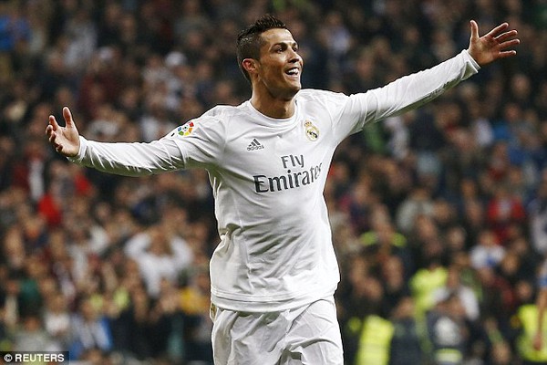 Ronaldo lập hat-trick trong chiến thắng hủy diệt của Real Madrid trước Espanyol - Ảnh 6.