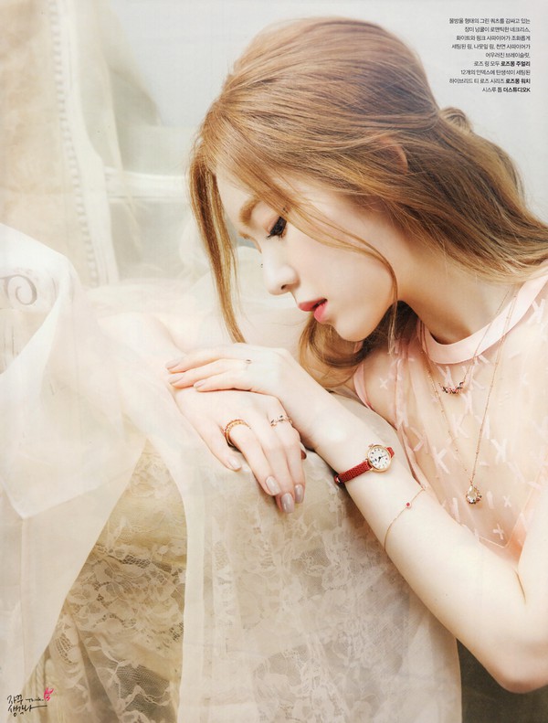 Ngẩn ngơ trước những n&agrave;ng c&ocirc;ng ch&uacute;a hoa hồng Red Velvet - Ảnh 3.