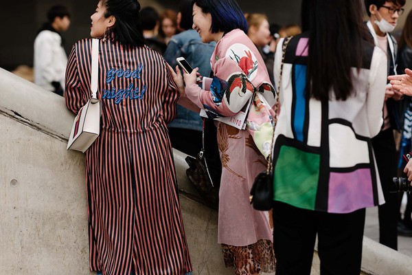 7 thương hiệu đang thống trị street style xứ H&agrave;n v&igrave; c&oacute; logo qu&aacute; chất - Ảnh 47.