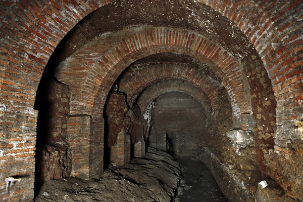 rome-sewer-1452223744850.jpg