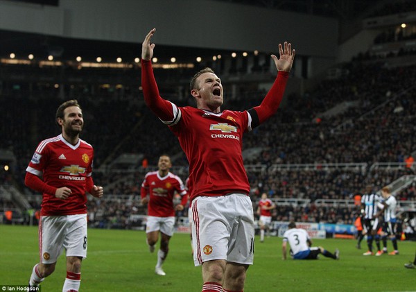 Rooney lập cú đúp, fan ngạc nhiên đến phát điên - Ảnh 1.