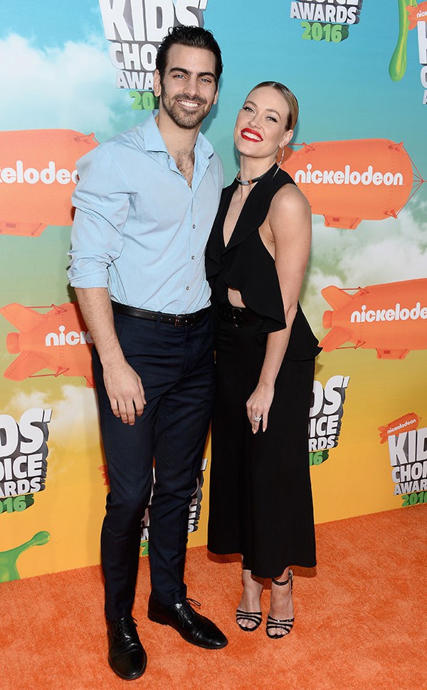Loạt sao khoe vẻ trẻ trung tr&ecirc;n thảm đỏ Kids Choice Awards 2016 - Ảnh 13.