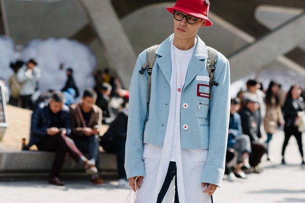 Mới qua 2 ngày Seoul Fashion Week, Kelbin đã lọt Top street style đẹp nhất của Vogue - Ảnh 24.