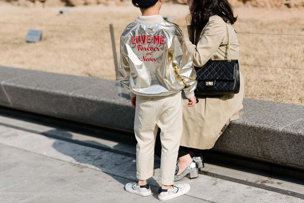 Mới qua 2 ngày Seoul Fashion Week, Kelbin đã lọt Top street style đẹp nhất của Vogue - Ảnh 11.