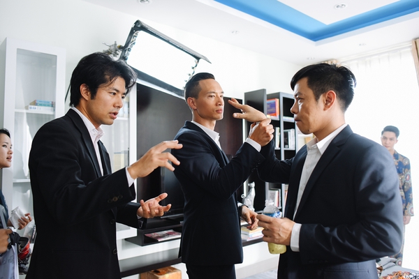 Th&aacute;i H&ograve;a, Chi Pu, B Trần, Kim L&yacute; c&ugrave;ng đ&oacute;ng bom tấn h&agrave;nh động - h&agrave;i - Ảnh 5.