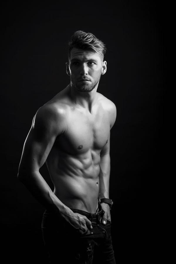 Trai đẹp Marko Simic bối rối n&oacute;i về nghi vấn t&igrave;nh cảm với Hồ Ngọc H&agrave; - Ảnh 4.