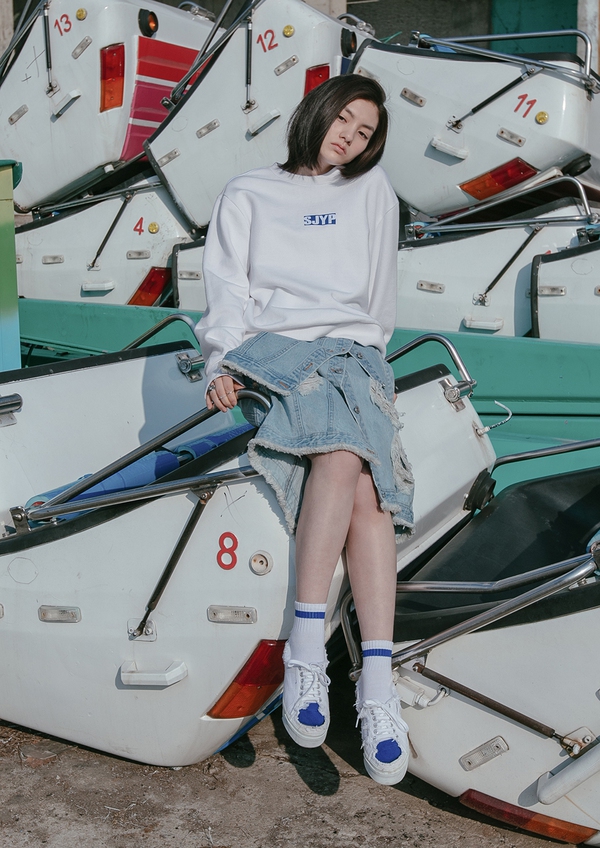 7 thương hiệu đang thống trị street style xứ H&agrave;n v&igrave; c&oacute; logo qu&aacute; chất - Ảnh 51.