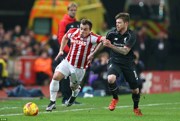 Liverpool đặt 1 ch&acirc;n v&agrave;o chung kết c&uacute;p Li&ecirc;n đo&agrave;n - Ảnh 4.