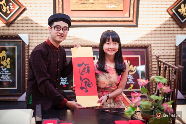 Hai em b&eacute; v&agrave;ng của m&agrave;n ảnh Việt cực đ&aacute;ng y&ecirc;u khi dạo phố ng&agrave;y Xu&acirc;n - Ảnh 7.
