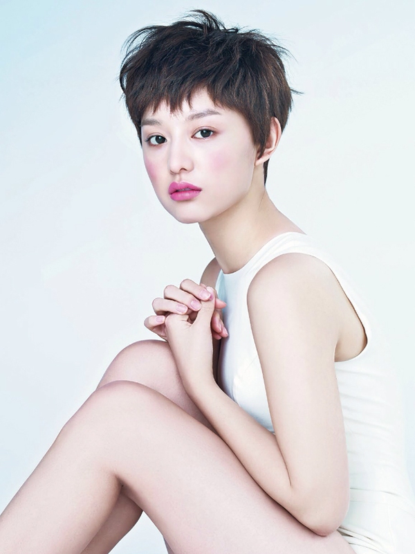 Kim Ji Won: Mỗi kiểu t&oacute;c một phong c&aacute;ch & kiểu n&agrave;o cũng đẹp miễn ch&ecirc;! - Ảnh 27.