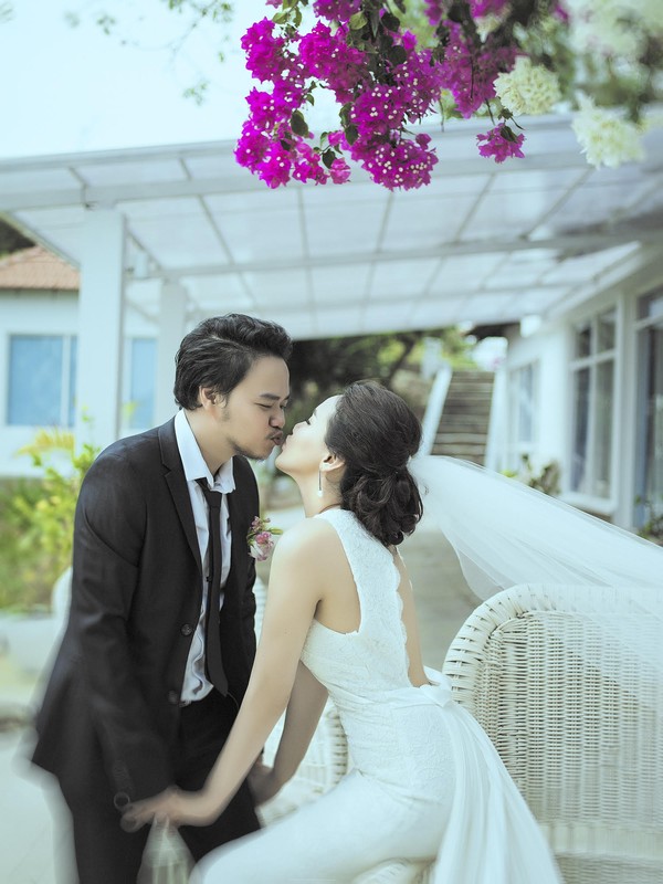Trang Nhung đội nắng c&ugrave;ng &ocirc;ng x&atilde; thực hiện bộ ảnh cưới l&atilde;ng mạn - Ảnh 6.