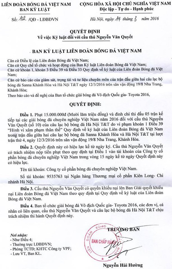 Văn Quyết nhận án phạt cực nặng vì tấn công trọng tài - Ảnh 2.