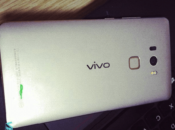 Vivo sắp c&oacute; smartphone 6 GB RAM đầu ti&ecirc;n tr&ecirc;n thế giới - Ảnh 1.