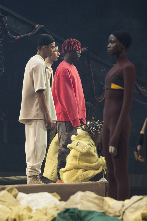 Đ&acirc;y ch&iacute;nh l&agrave; show diễn khiến cả thế giới đảo đi&ecirc;n trong h&ocirc;m nay! - Ảnh 8.