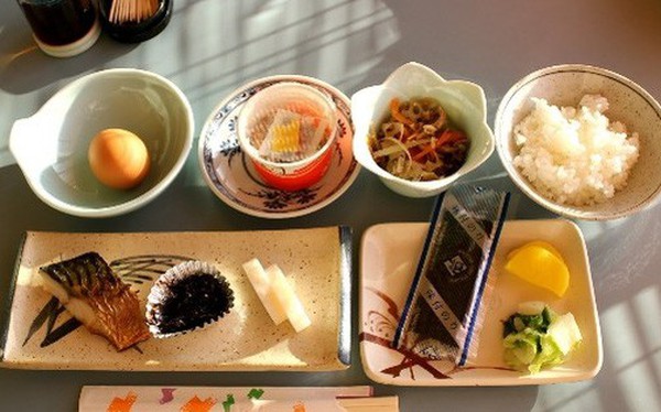 Nguyên tắc dinh dưỡng giúp người Nhật giữ vóc dáng cân đối và khỏe mạnh và sống thọ nhất thế giới