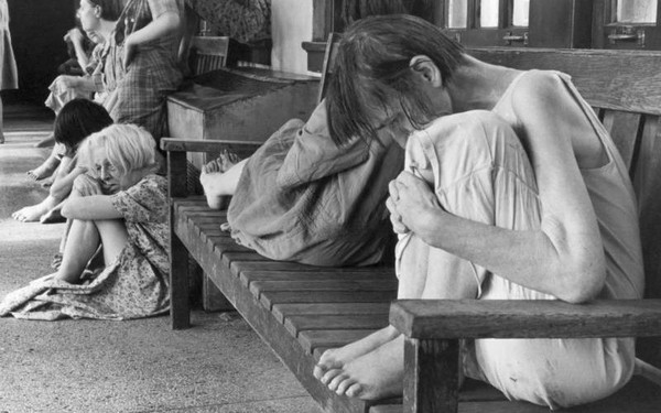 Tình trạng sử dụng áo bệnh nhân tâm thần ở Việt Nam như thế nào?
