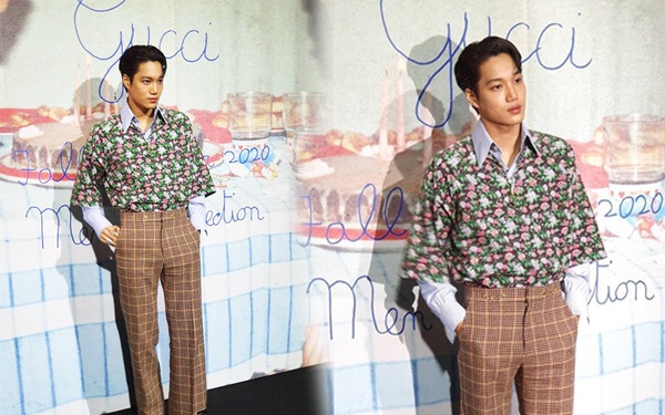 Góc tức dùm: Kai đẹp trai thế này nhưng sự chú ý của fan lại chỉ dành cho  backdrop của Gucci thôi!