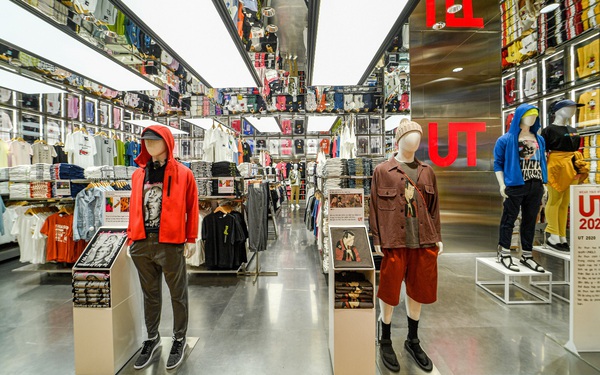 Uniqlo Canada on Twitter Last January 21 UNIQLO Canada in partnership  with Women on the Rise hosted an instore shopping event for kids at  Montreal Eaton Centre Each child received a 100