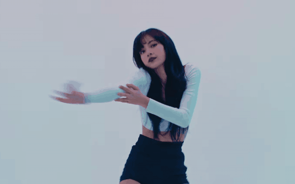 Lisa "đánh úp" video dance "cứu rỗi" cộng đồng BLINK