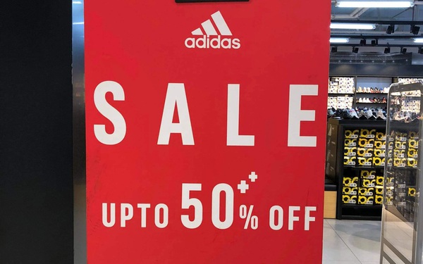 Adidas sale clearance 50 việt nam