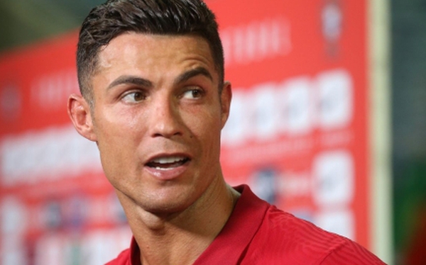 BLV Quang Huy: Ronaldo hết thời, khó bắt kịp Messi ở World Cup 2022