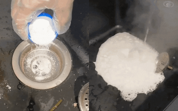 Trời lạnh khốn khổ vì nhà chung cư tắc cống, đừng gọi thợ vội mà thử ngay  cách này: Đổ nước xong mới biết đường ống bẩn đến mức nào