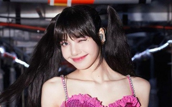 Người Thái Lan không chấp nhận Lisa (BLACKPINK) xăm hình Người Thái Lan Không Chấp Nhận Lisa (Blackpink) Xăm Hình