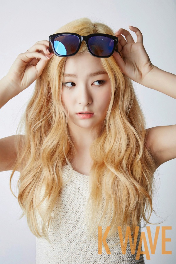 Red_Velvet_Kwave_May_2015_Seulgi-fec5d