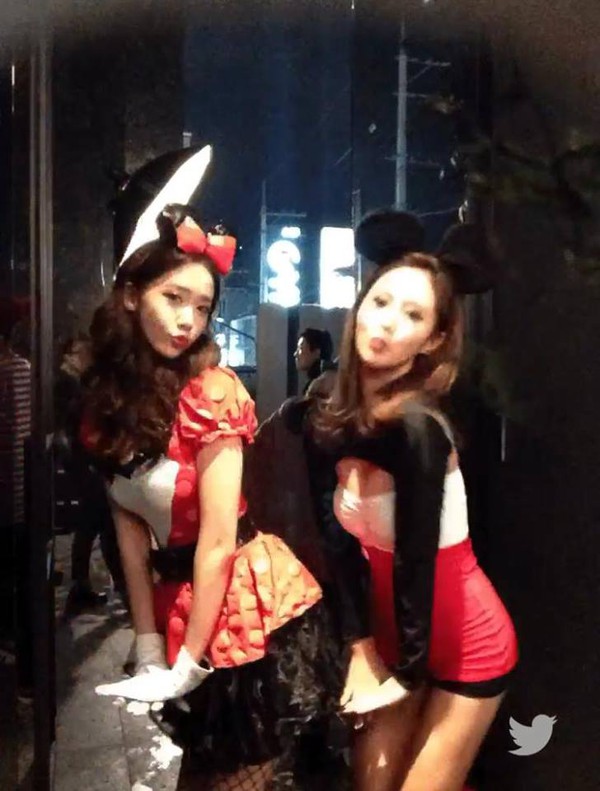 151029-star-smhalloween-snsd1-a3c1e