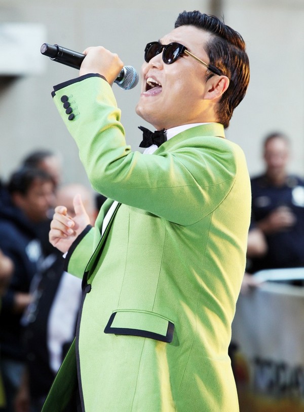 Junsu (JYJ): Phá được kỷ lục của Psy chỉ có... Psy 2