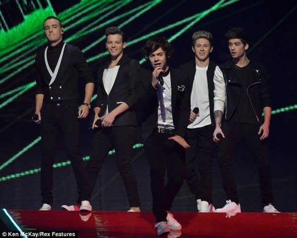 X Factor UK: Chàng trai tự ti giành chiến thắng! 18