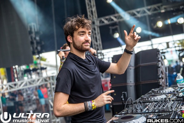 Oliver-Heldens-live-at-Ultra-Music-Festival-Miami-2015--5334a