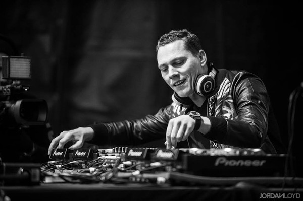 ob_4a8a25_tiesto-xgame-aspen-co-26-january-20-00532