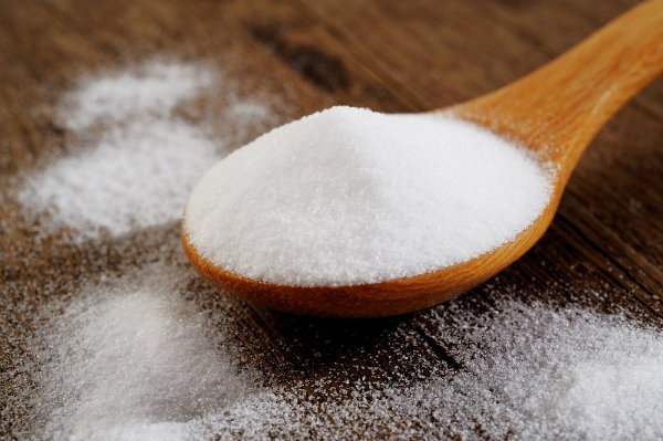 1373879997-baking-soda-shutterstock-b5a91