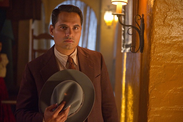 michael-pena-gangster-squad-edit-a4533