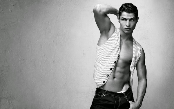 Stylish-Cristiano-Ronaldo-Wallpaper-f4c85