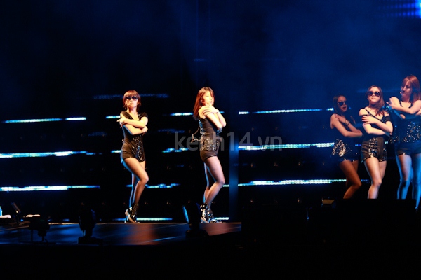 HOT: Rò rỉ ảnh sân khấu tổng duyệt chương trình của Wonder Girls 16