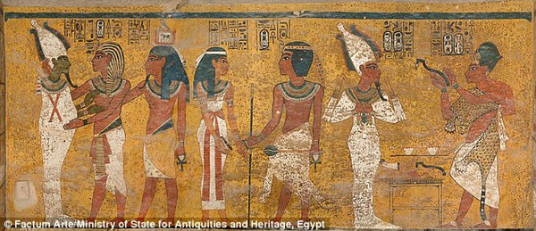 150811nefertiti04.jpg-9db3b