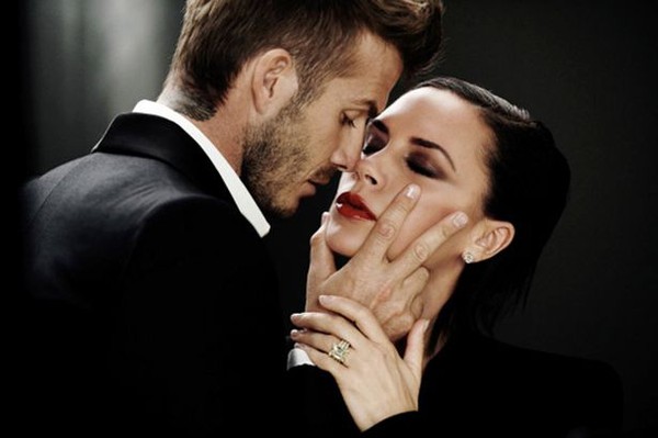 DAVID BECKHAM AND VICTORIA BECKHAM - INTIMATELY YOURS-5343d