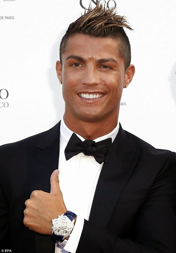 cristiano-ronaldo-hairstyle-2014-and-suit-aed37