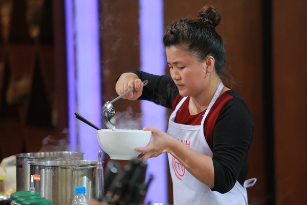 151010tvMC78-58820