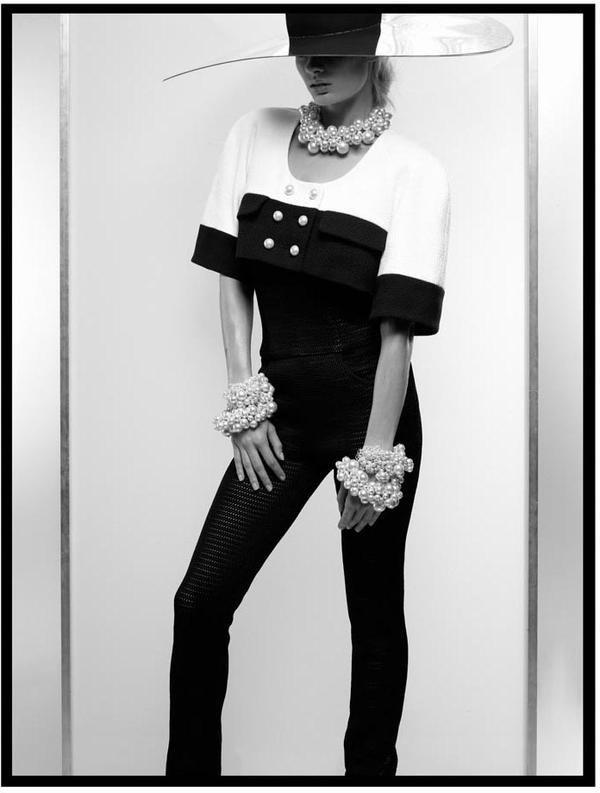 chanel-tung-lookbook-moi-voi-phu-kien-doc-dao