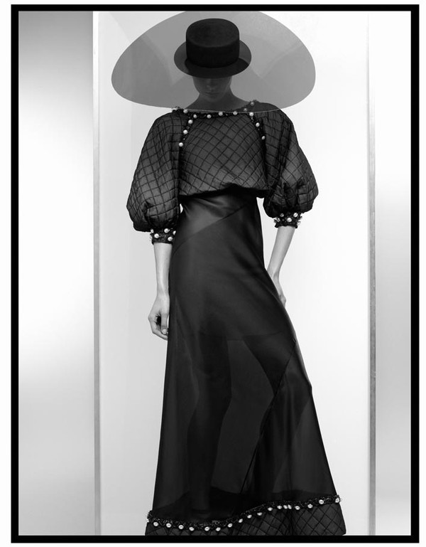 chanel-tung-lookbook-moi-voi-phu-kien-doc-dao