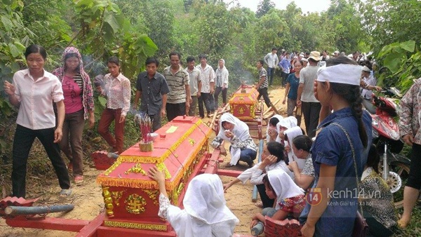 11880806_705356876235614_1755554526_n-620bf