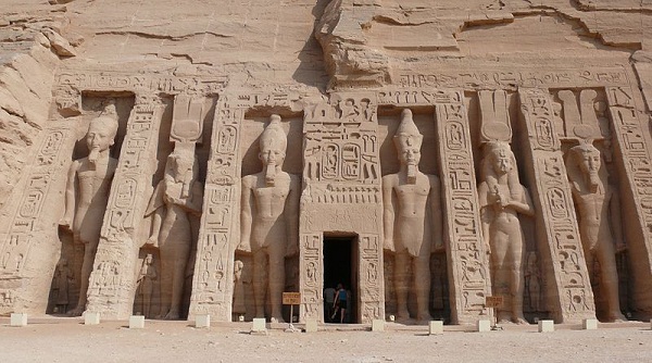 Thăm đền thờ đá của Pharaoh vĩ đại nhất Ai Cập 12
